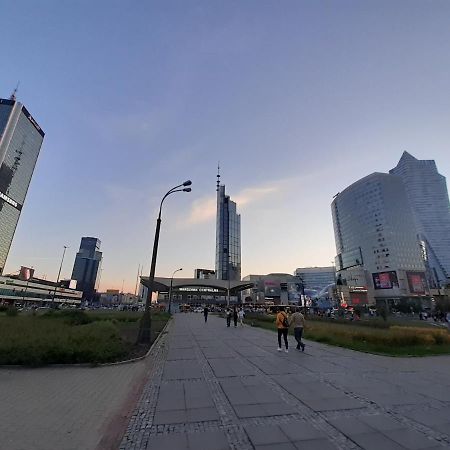 Apartamento Centrum Zlote Tarasy Metro Rondo Onz Balkon Varsovia Exterior foto